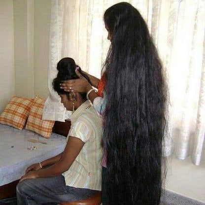 KARNATAKA ADIVASI HAKKI PIKKI NEELAMBARI  HAIR OIL